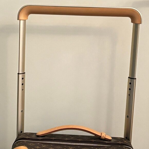 Louis Vuitton - Horizon 50 Monogram Spinner Suitcase - Picture 10 of 16